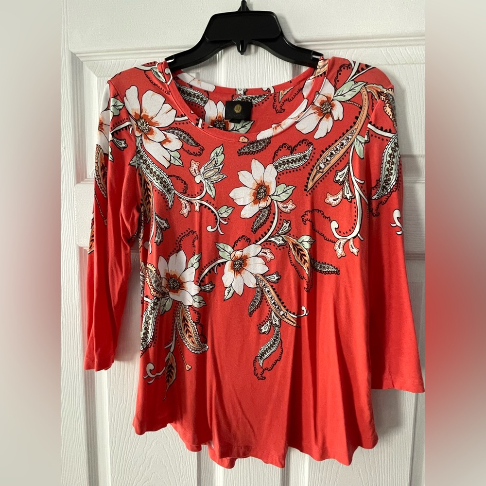 JM Collection Floral Top Size Petite Small